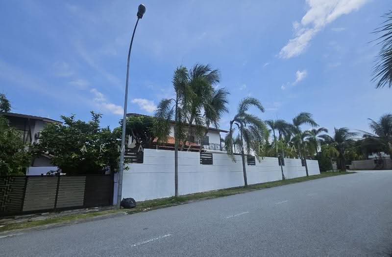 Bungalow House for Sale in Bangi (Selangor) - Akmal Zakaria - PropertyGuru.com.my