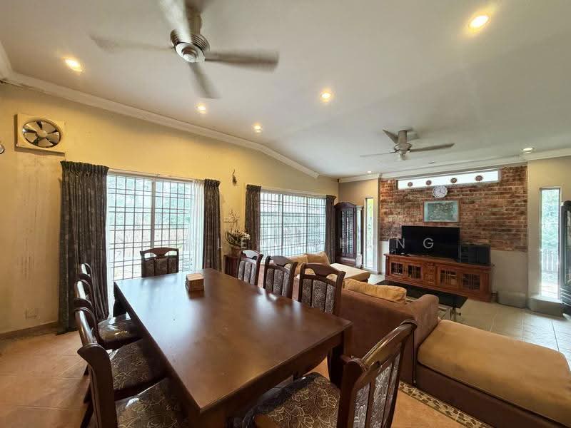 1-storey Terraced House for Sale in Kampar (Perak) - Presley Chong - Living Room - PropertyGuru.com.my