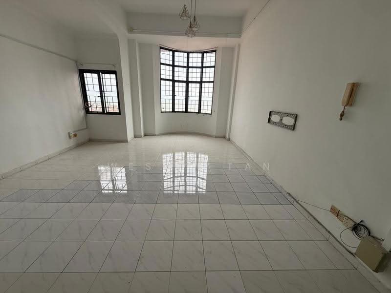 Condominium for Rent at Straits Court - Wesley Tan - Living Room - PropertyGuru.com.my