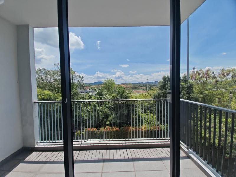 Rumah Teres 2.5-Tingkat untuk Disewa di Puchong (Selangor) - Jeanne Hor - Balcony - PropertyGuru.com.my