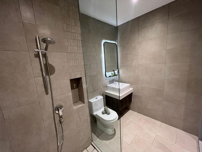 Service Residence for Sale at RedEarth @ Genting Xintiandi - Tw Lun - Bathroom - PropertyGuru.com.my