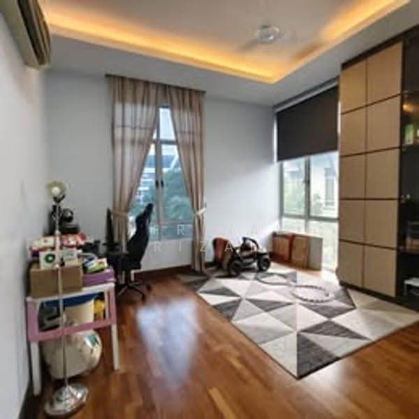 Bungalow House for Sale in Seksyen 13 (Shah Alam) - Afrinal Rizal - Study - PropertyGuru.com.my