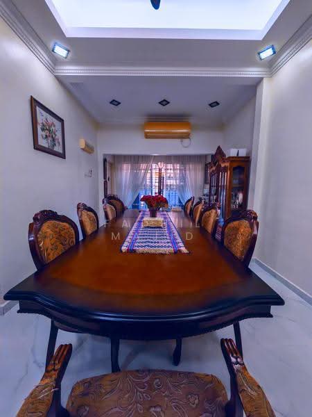 Rumah Berkembar untuk Dijual di Sungai Buloh (Selangor) - Fadhil Majid - Dining Room - PropertyGuru.com.my