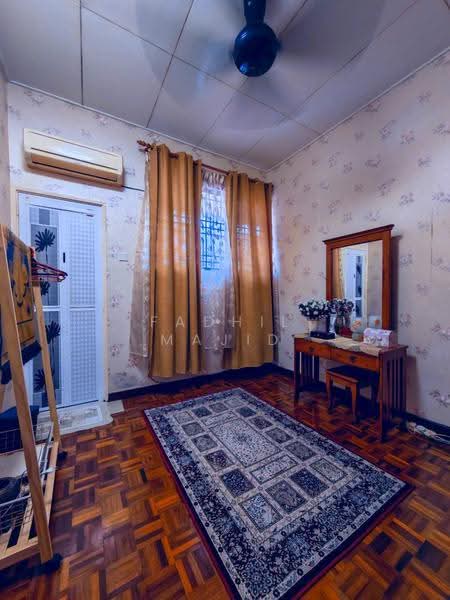 Rumah Berkembar untuk Dijual di Sungai Buloh (Selangor) - Fadhil Majid - Bedroom - PropertyGuru.com.my