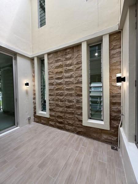 2.5-storey Terraced House for Sale in Mont Kiara (Kuala Lumpur) - Chester Tan - Exterior - PropertyGuru.com.my