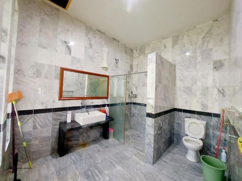Rumah Banglo untuk Dijual di Jelapang (Ipoh) - Amie Chong - Bathroom - PropertyGuru.com.my
