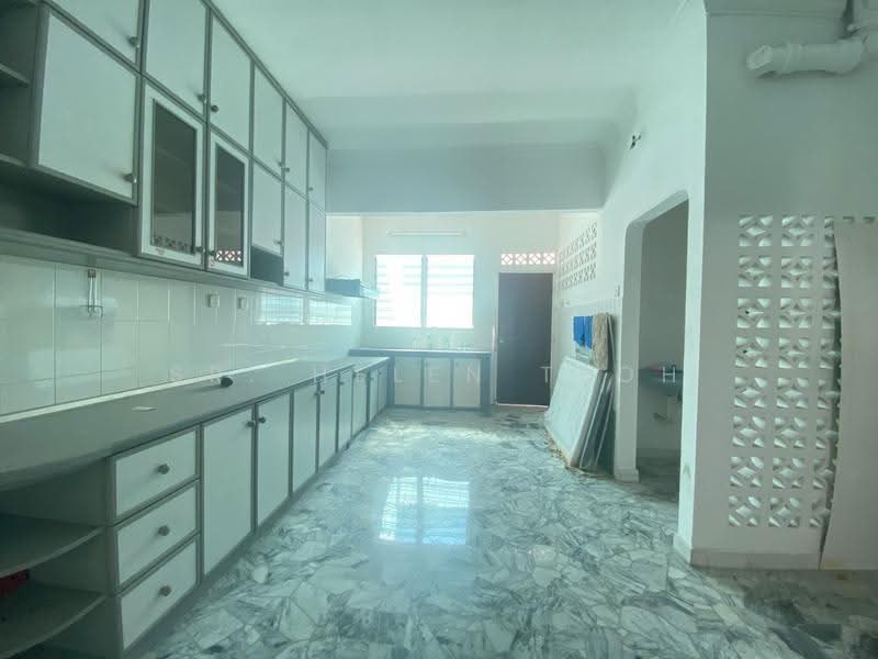 Rumah Teres 2-Tingkat untuk Disewa di George Town (Penang) - Sr. Helen Teoh - Kitchen - PropertyGuru.com.my