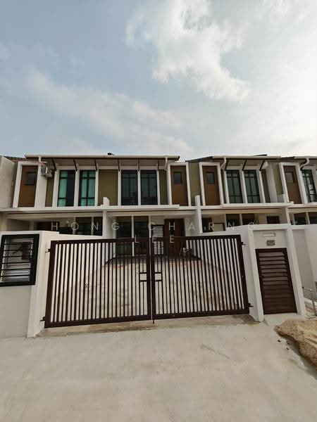 Rumah Teres 2-Tingkat untuk Disewa di Tampoi (Johor) - Hong Charng Lee - Exterior - PropertyGuru.com.my