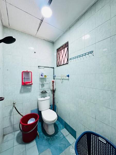 1-storey Terraced House for Sale in Puchong (Selangor) - Yasmin Sulaiman - Bathroom - PropertyGuru.com.my