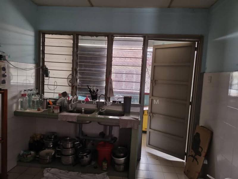 2-storey Terraced House for Sale in Usj 9 (Subang Jaya) - Lorna Lim - Kitchen - PropertyGuru.com.my