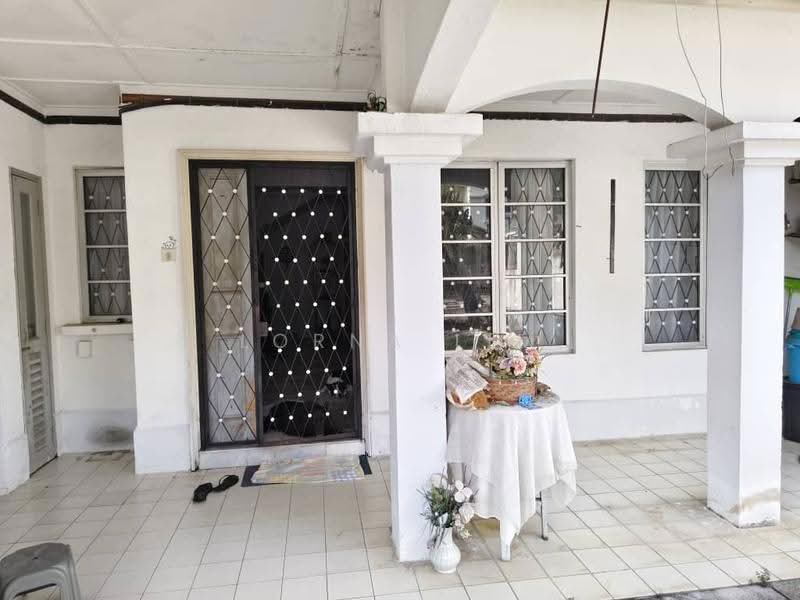 2-storey Terraced House for Sale in Usj 9 (Subang Jaya) - Lorna Lim - Exterior - PropertyGuru.com.my