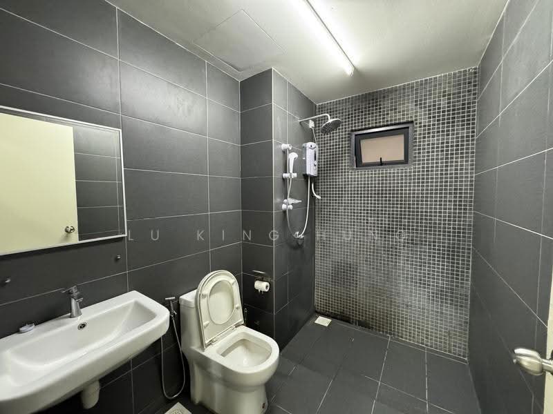 Condominium for Rent at Parkhill Residence - Lu King Hung - Bathroom - PropertyGuru.com.my