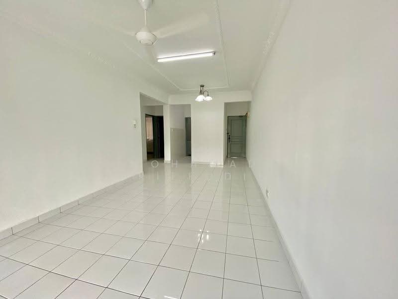 Pangsapuri untuk Dijual di SD Apartments - Mohamad Ariffudin - Living Room - PropertyGuru.com.my