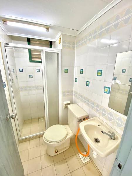 Pangsapuri untuk Dijual di SD Apartments - Mohamad Ariffudin - Bathroom - PropertyGuru.com.my