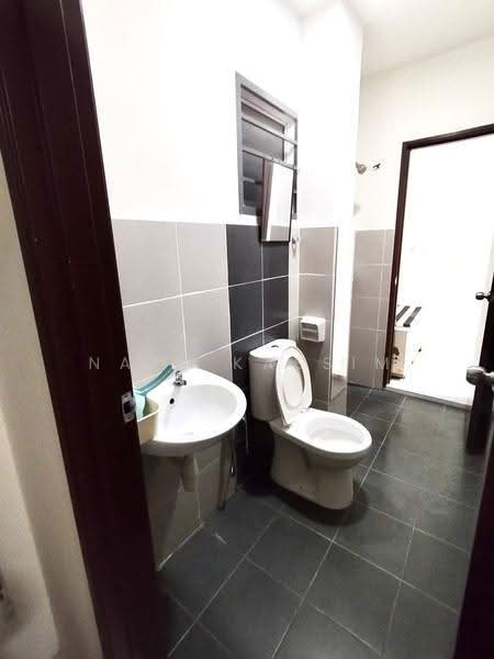 Rumah Teres 2-Tingkat untuk Disewa di Taman Desiran Bayu (Puchong) - Naim Kassim - PropertyGuru.com.my