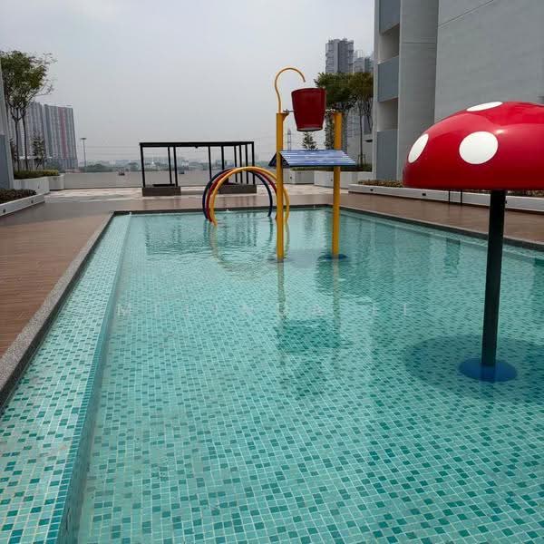 Kediaman Servis untuk Disewa di Pandan Heights (Residensi Pandan 3) - Melinda Ee - Pool - PropertyGuru.com.my