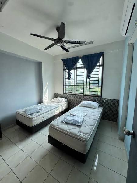 Pangsapuri untuk Dijual di Indah Court Apartment - Daniel Yong - Bedroom - PropertyGuru.com.my