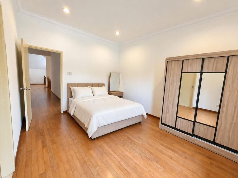 Rumah Banglo untuk Disewa di Leisure Farm (Gelang Patah) - Sky Tan - Bedroom - PropertyGuru.com.my