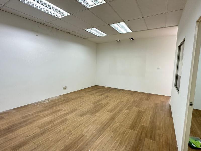 Shop / Office for Rent in Cheras Selatan (Cheras) - Kim Lee - Interior - PropertyGuru.com.my
