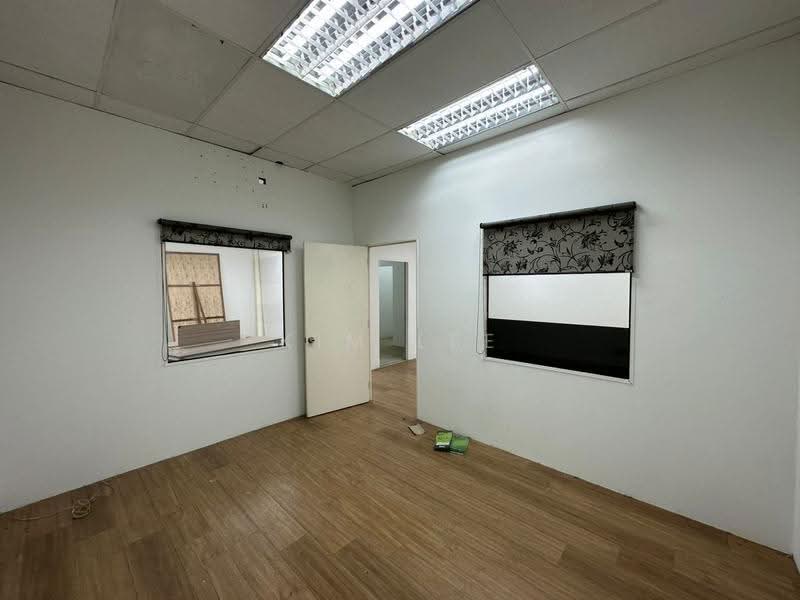 Shop / Office for Rent in Cheras Selatan (Cheras) - Kim Lee - Interior - PropertyGuru.com.my
