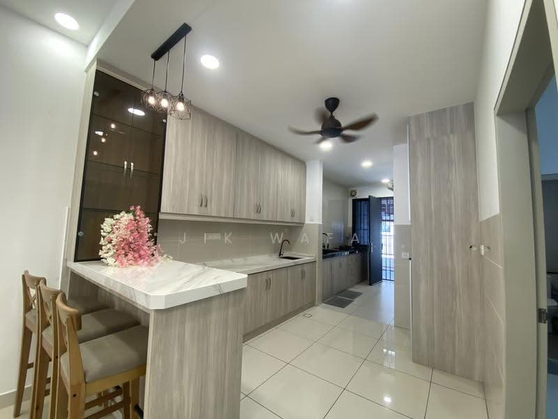 Rumah Teres 2-Tingkat untuk Disewa di Elmina (Shah Alam) - Jik Wafa - Kitchen - PropertyGuru.com.my