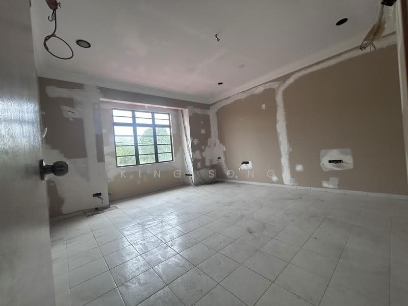 2-storey Terraced House for Sale in Taman Bachang Baru (Bachang) - King Song - Interior - PropertyGuru.com.my