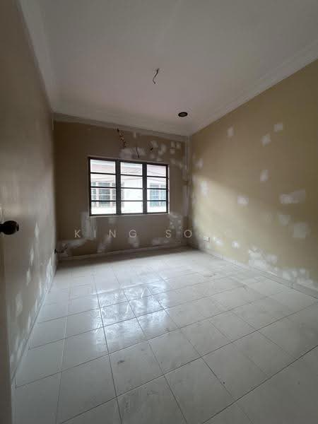 2-storey Terraced House for Sale in Taman Bachang Baru (Bachang) - King Song - Interior - PropertyGuru.com.my