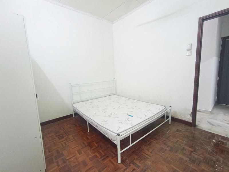 Condominium for Rent at Waizuri 2 - Yasmin Sulaiman - Bedroom - PropertyGuru.com.my