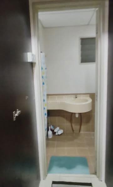 Condominium for Rent at Platinum Lake PV 12 - Patience Fong - Master Bathroom - PropertyGuru.com.my