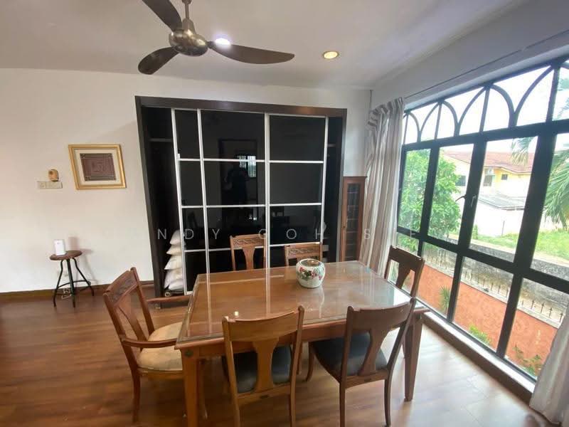 Rumah Berkembar untuk Dijual di Taman Kolam Air (Johor Bahru) - Mandy Goh Siew Li - Dining Room - PropertyGuru.com.my
