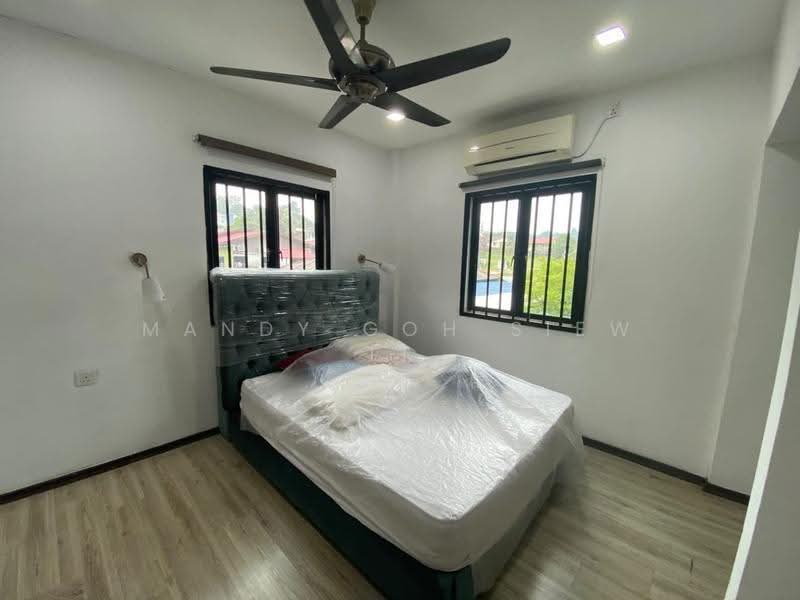 Rumah Berkembar untuk Dijual di Taman Kolam Air (Johor Bahru) - Mandy Goh Siew Li - Bedroom - PropertyGuru.com.my