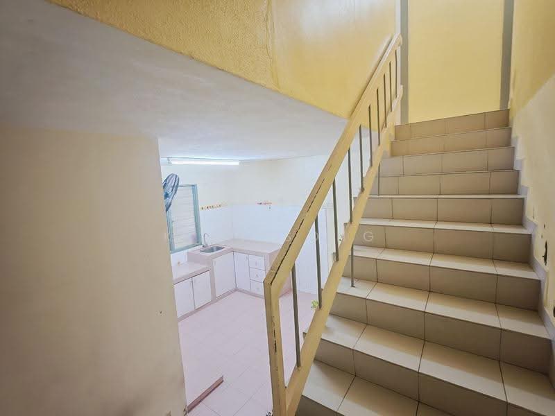 Rumah Teres 2-Tingkat untuk Dijual di Taman Malim Jaya (Bachang) - King Song - Kitchen - PropertyGuru.com.my