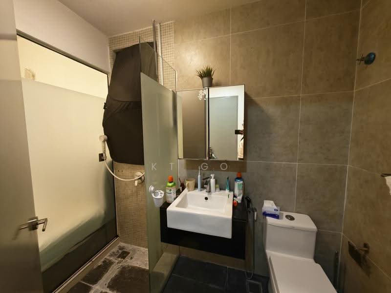 Service Residence for Rent at Epic Residence - KT Go - Bathroom - PropertyGuru.com.my