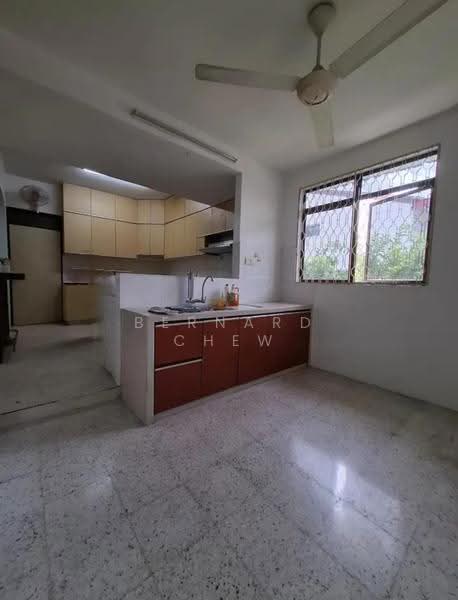 Semi-Detached House for Sale in Sungai Nibong (Bayan Lepas) - Bernard Chew - Kitchen - PropertyGuru.com.my