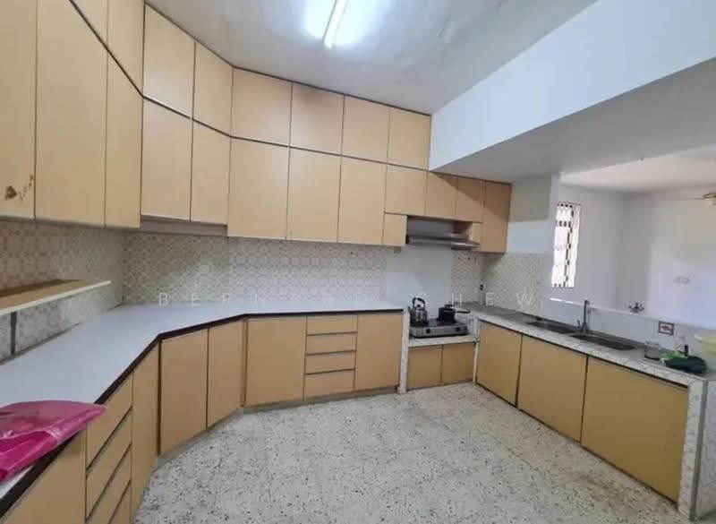 Semi-Detached House for Sale in Sungai Nibong (Bayan Lepas) - Bernard Chew - Kitchen - PropertyGuru.com.my