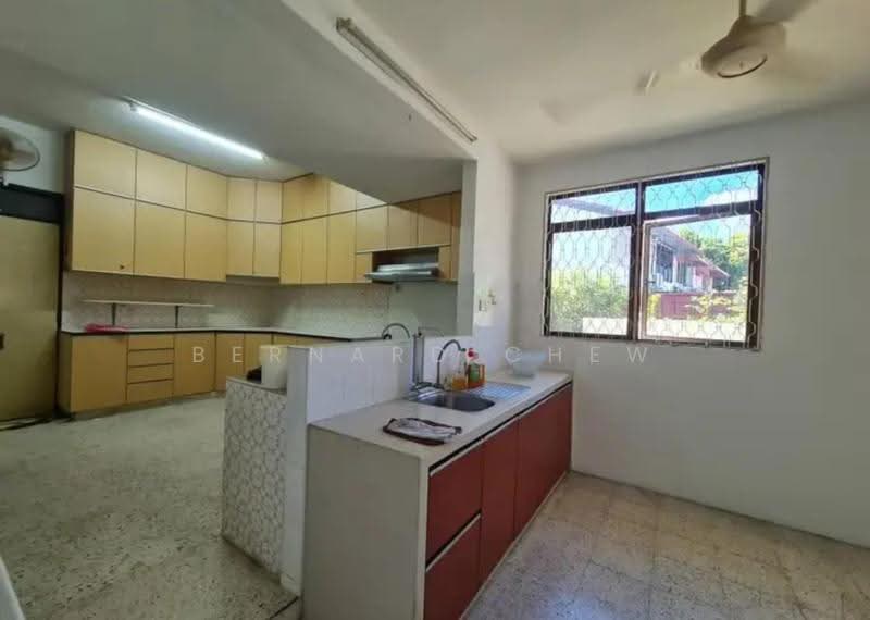 Semi-Detached House for Sale in Sungai Nibong (Bayan Lepas) - Bernard Chew - Kitchen - PropertyGuru.com.my
