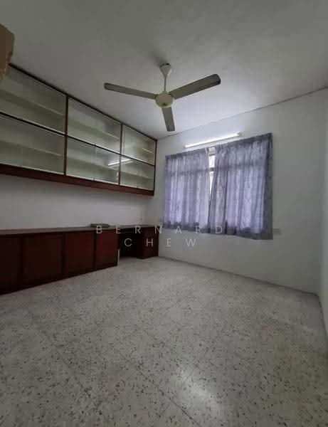 Semi-Detached House for Sale in Sungai Nibong (Bayan Lepas) - Bernard Chew - Study - PropertyGuru.com.my