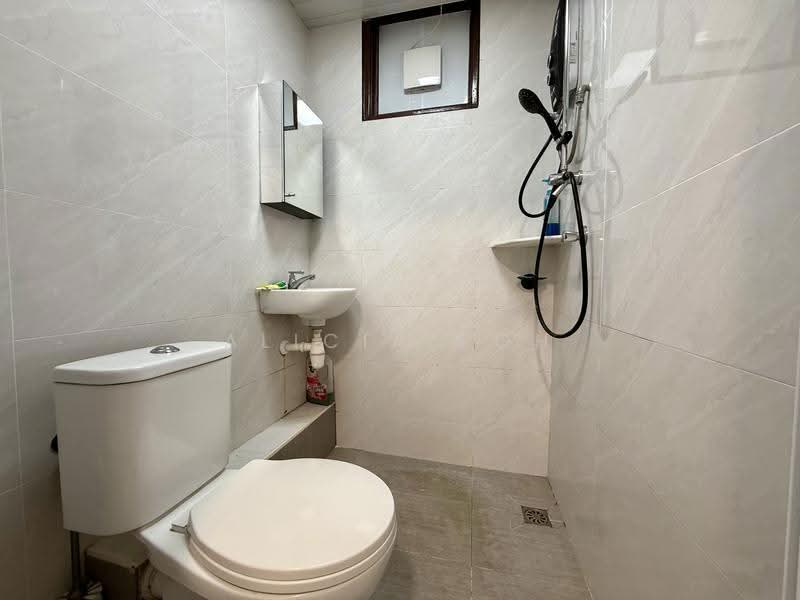 Apartment for Sale at The Rise Collection 1 - Alicia Poh - Bathroom - PropertyGuru.com.my