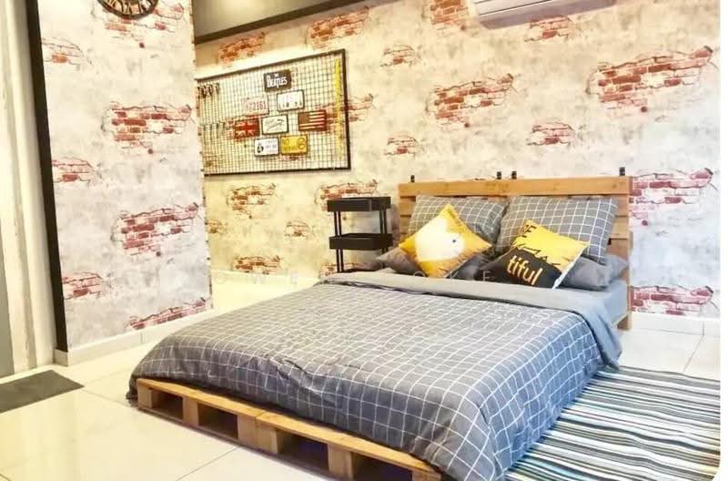 Kediaman Servis untuk Disewa di Avenue D'Vogue - Owen Loke - Bedroom - PropertyGuru.com.my