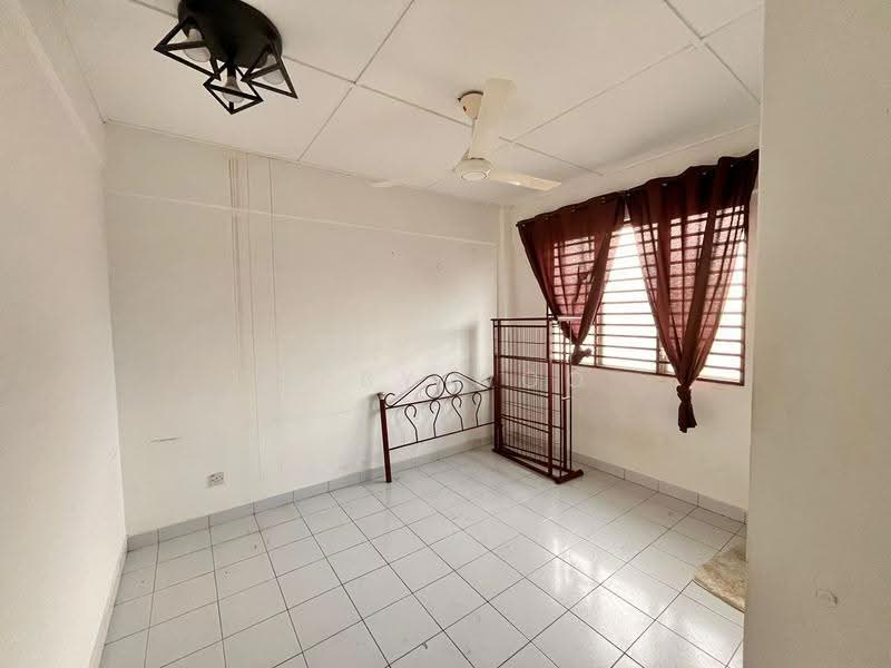 Apartment for Rent at Alam Budiman (Sri Budiman) - Abby Woo - Bedroom - PropertyGuru.com.my