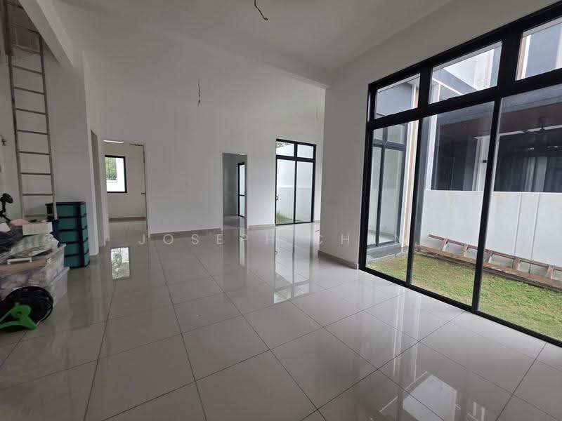 Semi-Detached House for Sale in Setia Alam (Selangor) - Joseph Chan - Living Room - PropertyGuru.com.my