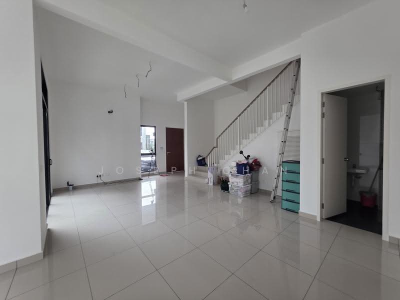 Semi-Detached House for Sale in Setia Alam (Selangor) - Joseph Chan - Living Room - PropertyGuru.com.my