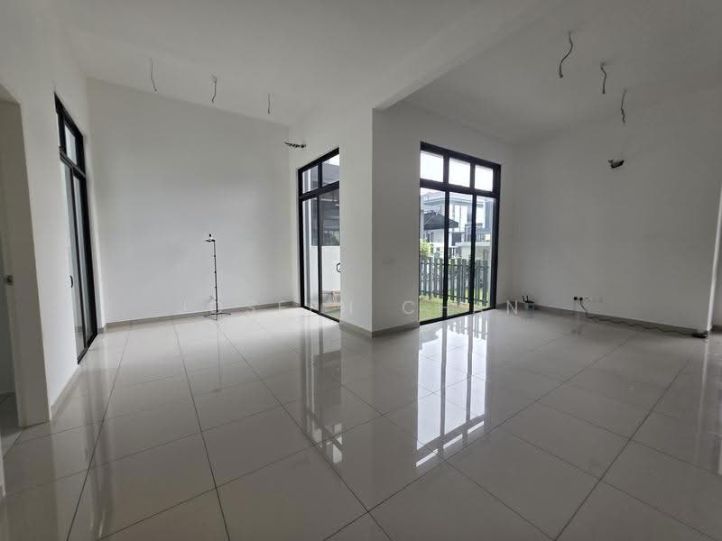 Semi-Detached House for Sale in Setia Alam (Selangor) - Joseph Chan - Living Room - PropertyGuru.com.my