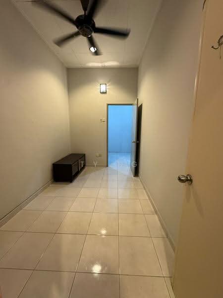 Cluster House for Rent in Bandar Jaya Putra (Johor Bahru) - TY Ng - Corridor - PropertyGuru.com.my