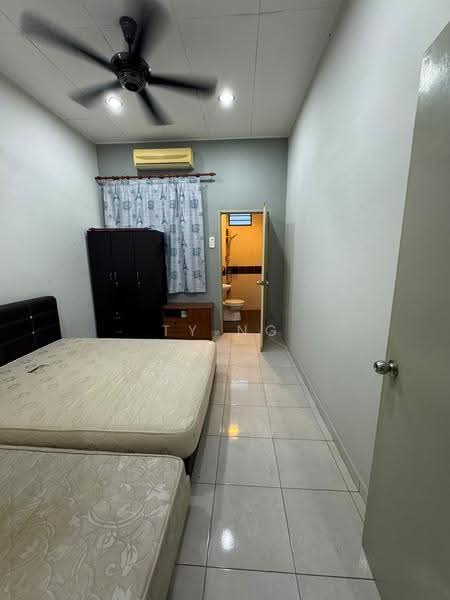 Cluster House for Rent in Bandar Jaya Putra (Johor Bahru) - TY Ng - Bedroom - PropertyGuru.com.my