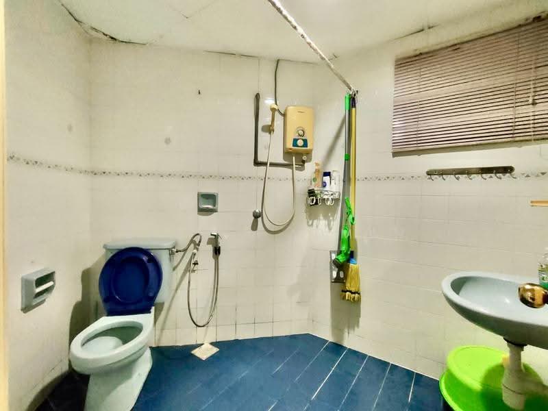 Condominium for Rent at The Vistana - Syakir Adman - Bathroom - PropertyGuru.com.my