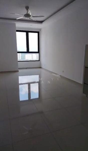 Kediaman Servis untuk Disewa di BeCentral @ i-City - Yam Yi Han - Living Room - PropertyGuru.com.my