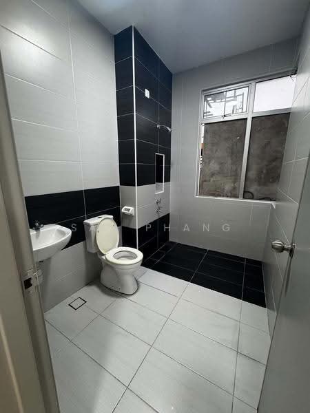 Rumah Kluster untuk Disewa di Taman Kempas Indah (Tebrau) - Sam Phang - Bathroom - PropertyGuru.com.my