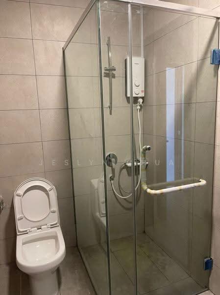 Kediaman Servis untuk Disewa di Aera Residence - Jeslyn Chua - Bathroom - PropertyGuru.com.my