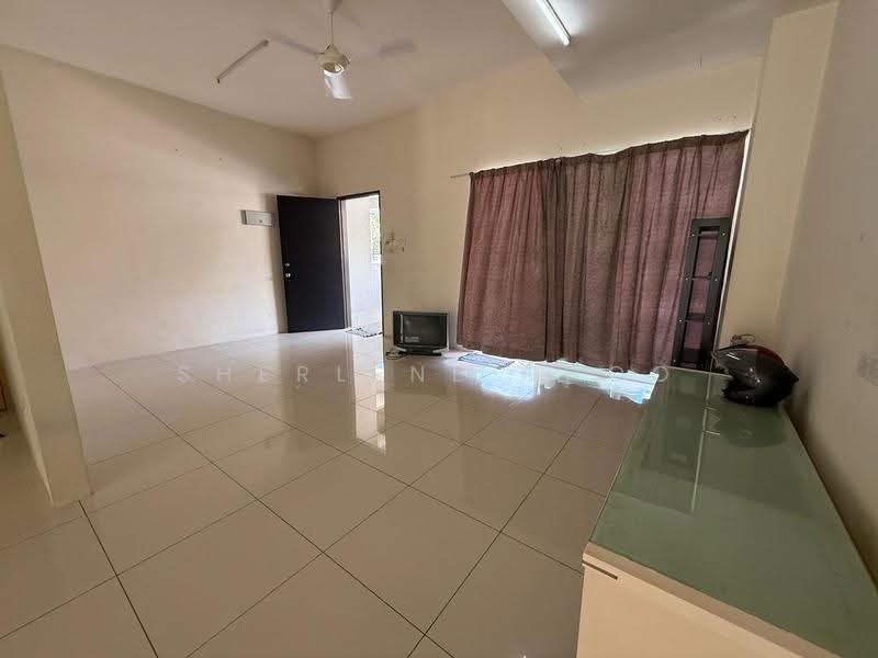 2-storey Terraced House for Sale in Bandar Tasek Mutiara (Simpang Ampat) - Sherlene Choo - Living Room - PropertyGuru.com.my
